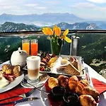 Noc Na Chopku, Rotunda 4* Demanovska Dolina