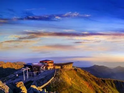 Noc Na Chopku, Rotunda