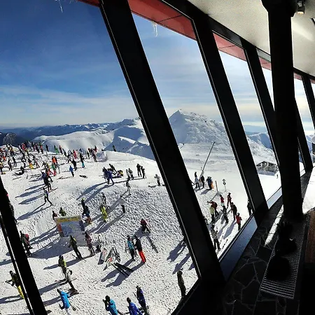 酒店 Noc Na Chopku, Rotunda